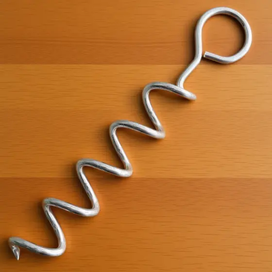 Robuster Eisen-Spiral-Bodenanker für Hunde